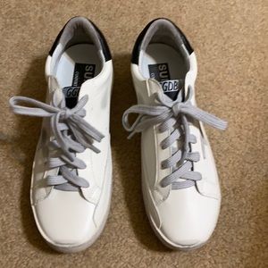 Golden Goose look alike shoes. Size 39. New.
